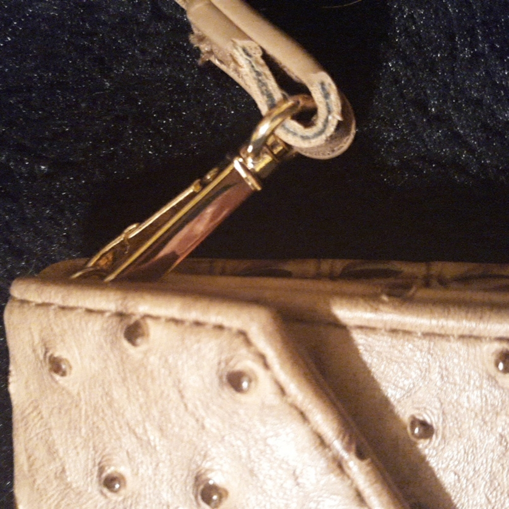 Faux Ostrich Crossbody/Clutch Bag - Picture 8 of 8